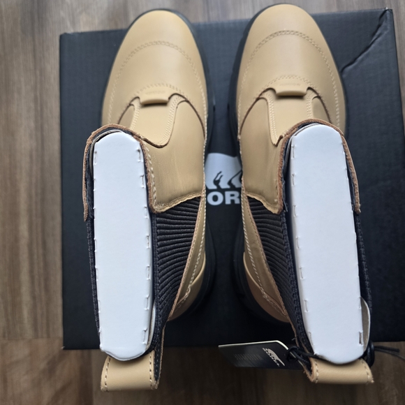 Sorel Caribou X Boot Chelsea WP - Women's Size 8 - Picture 7 of 8